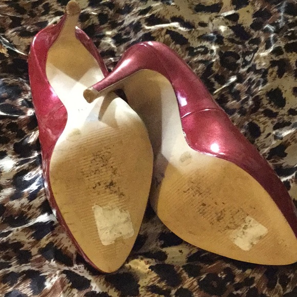 Shoes - Picture 3 of 5